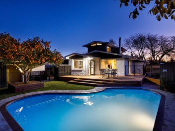 Vacant & Ready - Deadline Thursday!