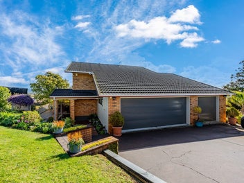 Expansive Views, Exceptional Living