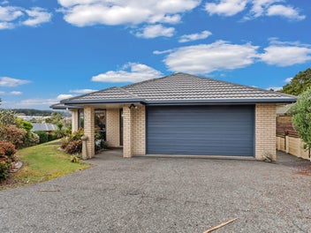 Easy Living in a Location You'll Love!