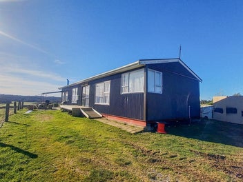 Lifestyle Block On 3 Hectares With Ocean Views!
