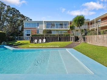 Light, lifestyle & Cornwall Park