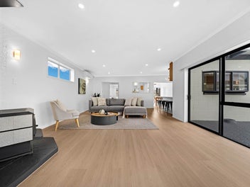 The Ultimate Upsize: Fully Renovated & Big Spaces!