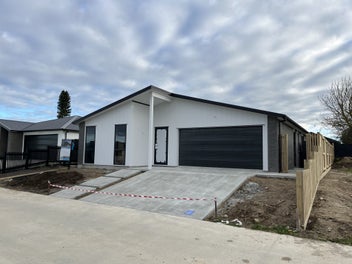 4 Bed Beauty Near Completion in Waipiko