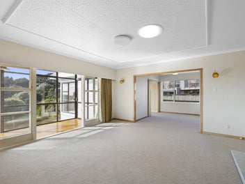 STANDOUT LOCATION, SOLID OPPORTUNITY