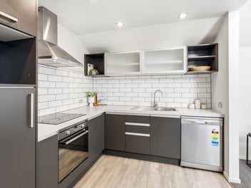 Contemporary Comfort, City Convenience