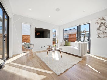 Coastal Living with Space, Style & Sophistication