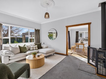 Fully Fenced, Double Glazed & Move-In Ready