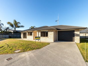 Image 1 of 18