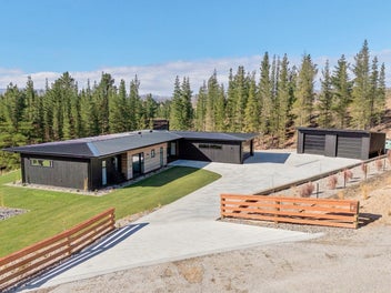Private, Peaceful & Beautifully Finished