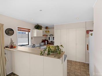 Downsizing Vendor - Don't Miss This Opportunity!