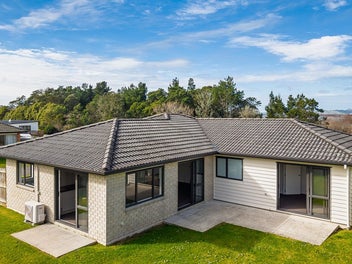 Space, Style & Easy Family Living