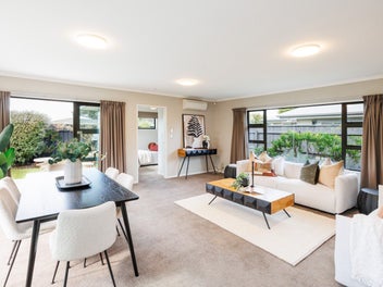 Sunshine, Space & Easy Living