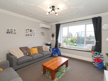 Family living In A great location!