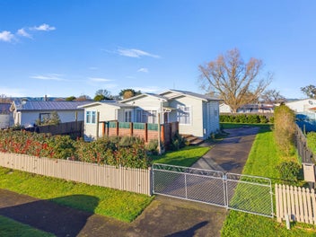 Multi-Room Living on Porritt.