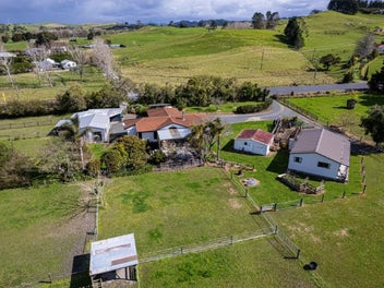 386 Otaika Valley Road Otaika