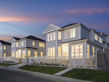 Hamptons Elegance, Double Westlake Zone
