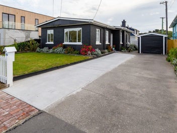 Image 1 of 23