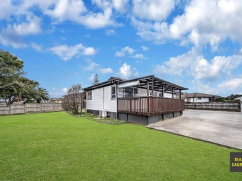Space, Sun & Potential on 668sqm!