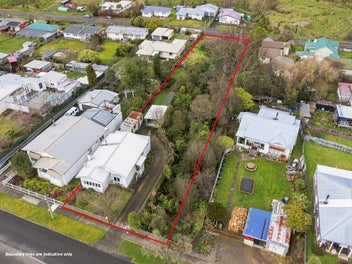 Estate auction, instructed to sell!