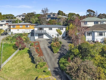 Elevated Living With Extensive Views