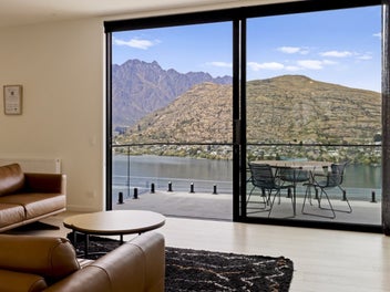 A Refined Alpine Retreat - 365 VA Consent