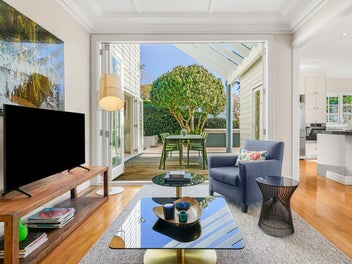 Vendor Committed to Sell – Make an Offer!