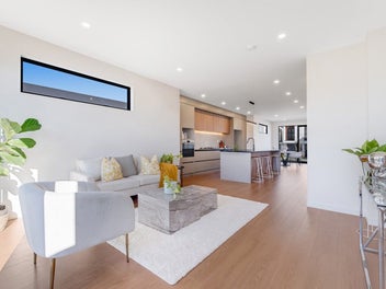 Brand New Duplex. Space and Style in Westgate