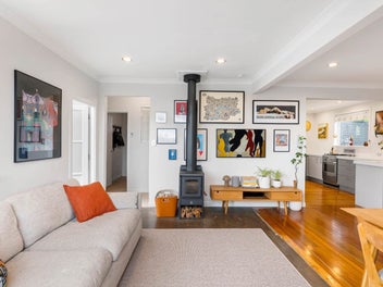 Retro Charm – Modern Living