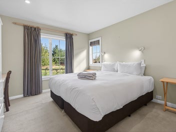 Pool and gym at your door step