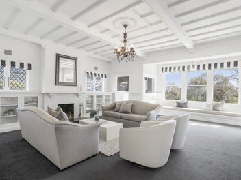 Auction Wednesday: A grand future