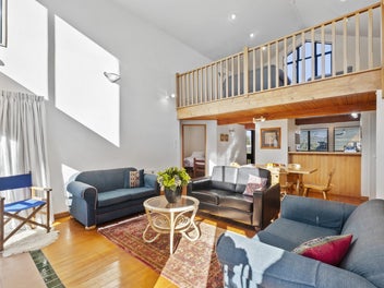 Timeless Alpine Charm - Prime Location!