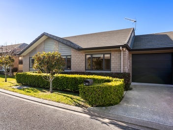 55+ and Ready for a Simpler Way of Living?