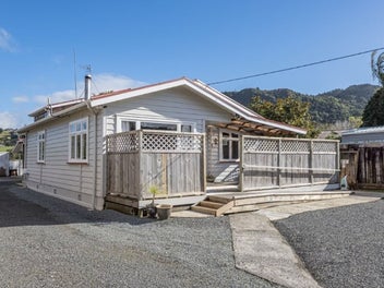 89 Great North Road Kamo