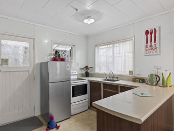 Easy Living, Central Location