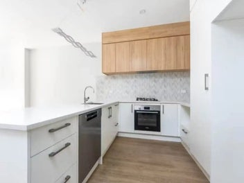 Prime Location, Contemporary Style