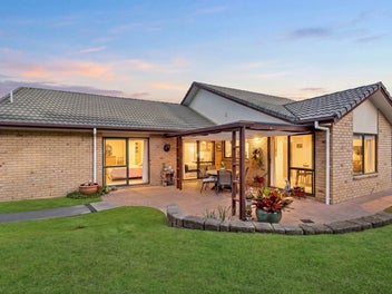Private, Sunny & Family Friendly Living