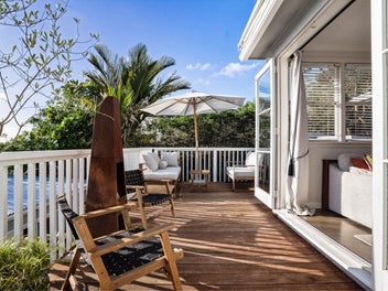 Retro Charm – Modern Living