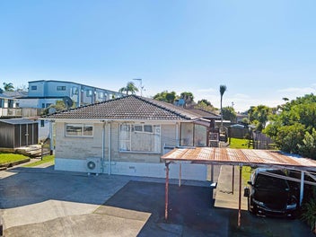 Fresh, Sunny & Ready to Move In