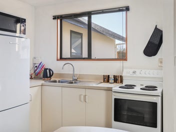 PRIVATE, SUNNY & CONVENIENTLY LOCATED!