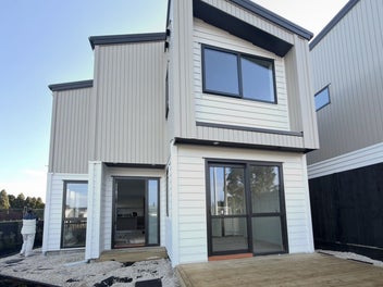 Image 1 of 11