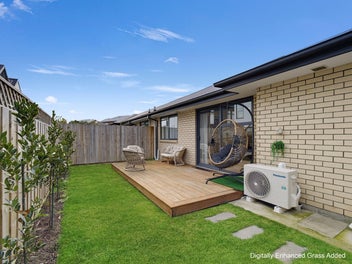 Easy Living, Minutes from the City