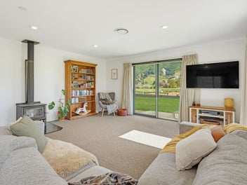 Wide Rural Views, Ready to Enjoy — Rai Valley