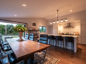 Lifestyle with future upside - a must view!