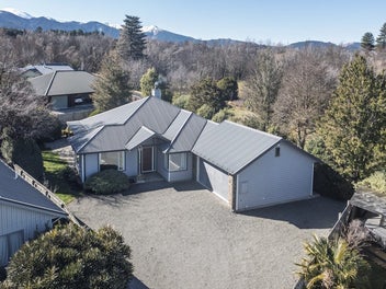 A Hidden Gem Bordering Tarndale Reserve