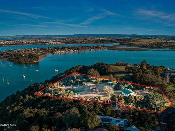 Coastal landholding with RC granted for 4 lots