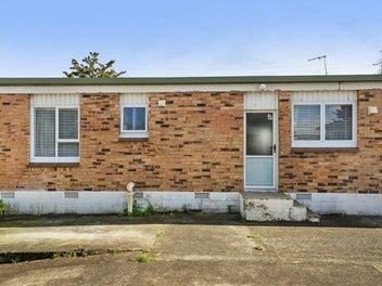 Last weekend of open homes before Auction