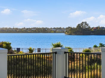 Brand-New Masterpiece on Pararekau Island