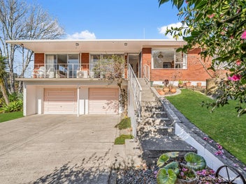 Garden Outlooks & Deckside Living.