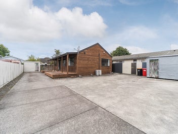Double Dwelling Investment With Options