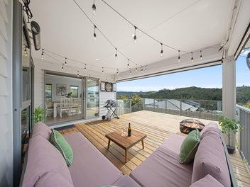 Modern Comfort, Great Entertainer & Bush Outlook